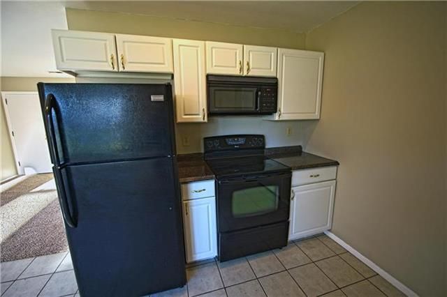 7702 E 110th St, Kansas City, MO 64134
