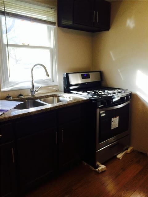 5445 Ash Ave, Raytown, MO 64133