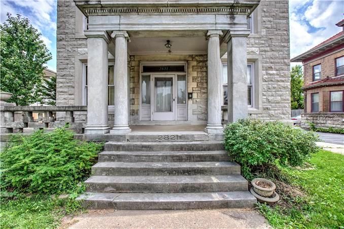 2821 Independence Ave, Kansas City, MO 64124