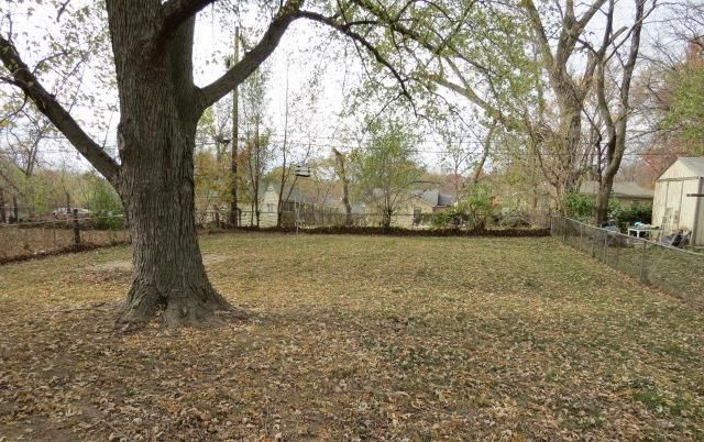 8320 Olive St, Kansas City, MO 64132