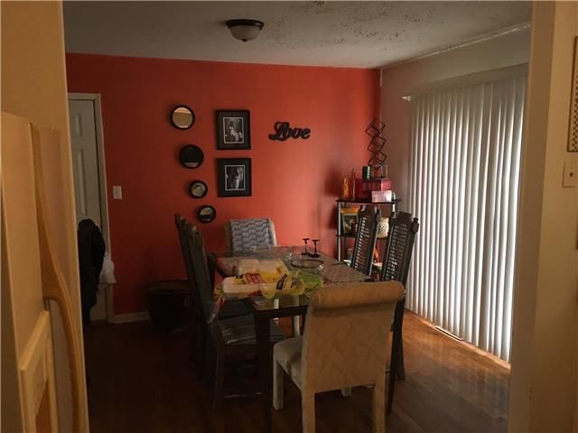 8616 E 84th St, Raytown, MO 64138