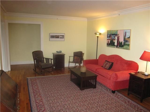 34 W 69th Ter, Kansas City, MO 64113