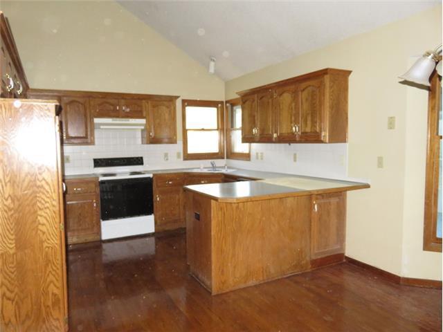 8643 N Capitol Ave, Kansas City, MO 64153