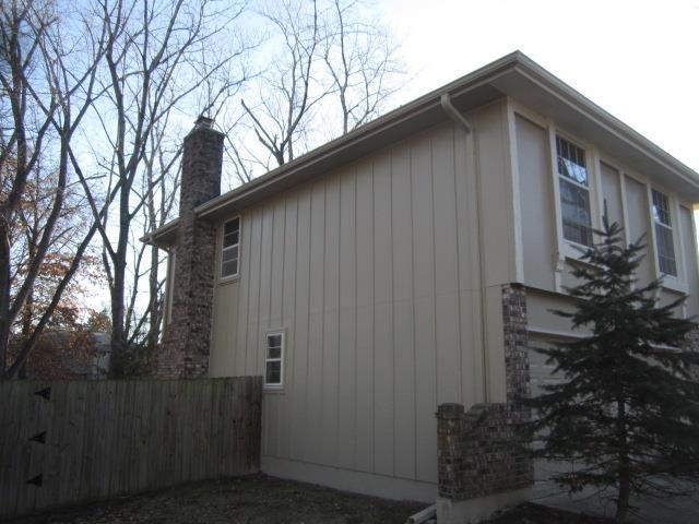 9031 Manning Ave, Kansas City, MO 64138