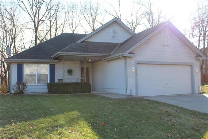 2015 NW 58th St, Kansas City, MO 64151