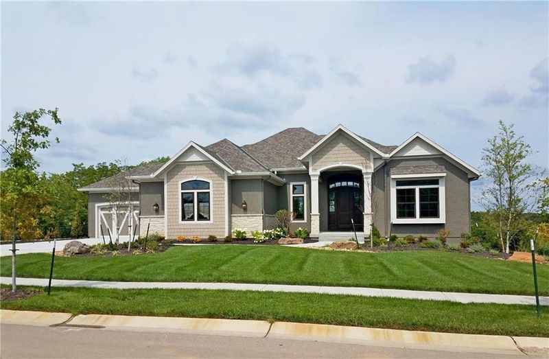 25359 W 105th Ter, Olathe, KS 66061