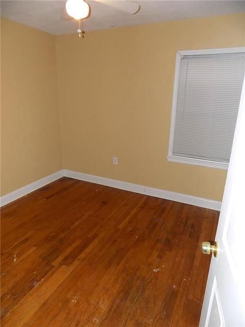 3838 E 56th St, Kansas City, MO 64130