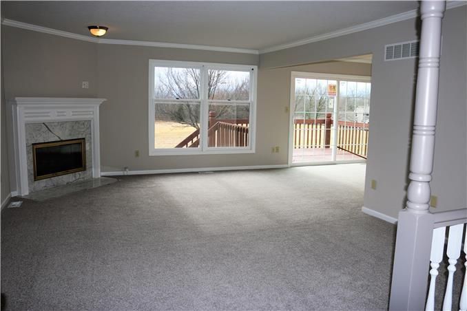 12017 E 86 St, Kansas City, MO 64138