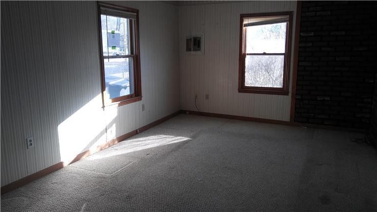 133 S Emma St, Olathe, KS 66064