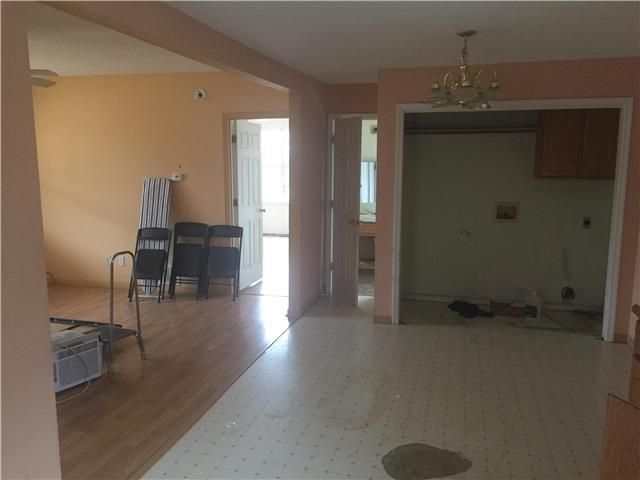 713 Morgan St, Lansing, KS 66043