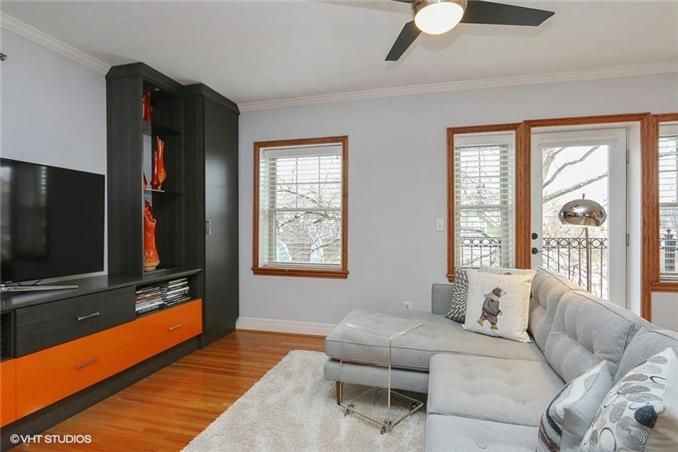 4328 Walnut St #3B, Kansas City, MO 64111