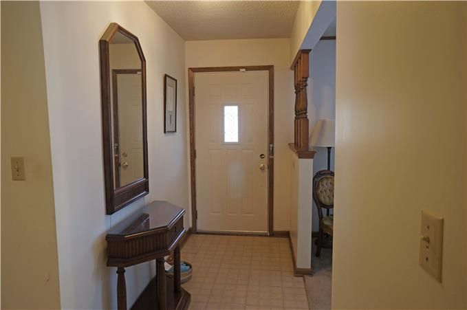 5911 E 107th Pl, Kansas City, MO 64134