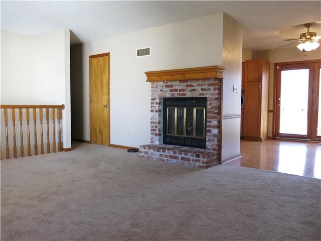 6708 NW St Clair Ave, Kansas City, MO 64151