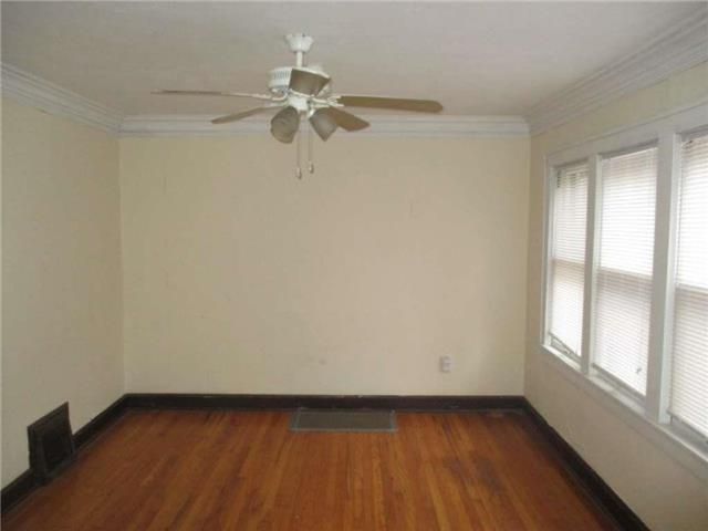 1512 E 77th Ter, Kansas City, MO 64131