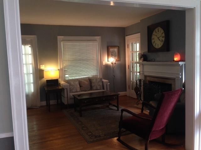 121 E 65th Ter, Kansas City, MO 64113