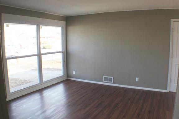 7507 E 51st Ter, Kansas City, MO 64129