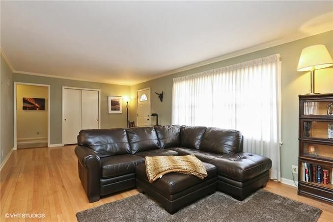1005 W 96 St, Kansas City, MO 64114