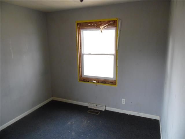 423 W Walker St, Marceline, MO 64658