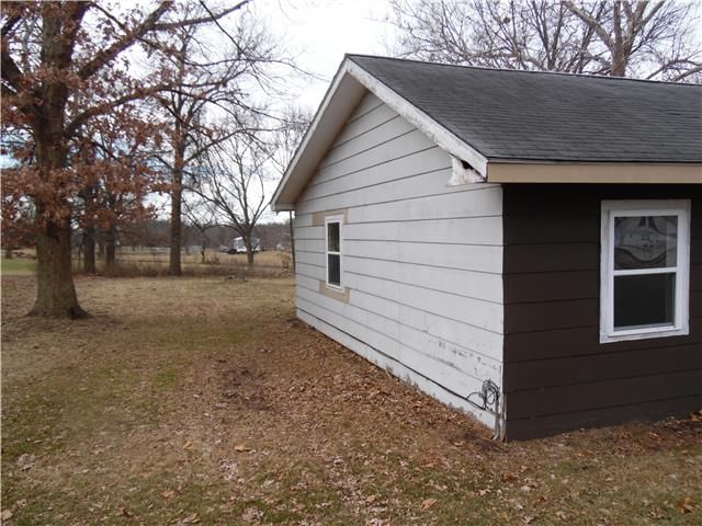 423 W Walker St, Marceline, MO 64658