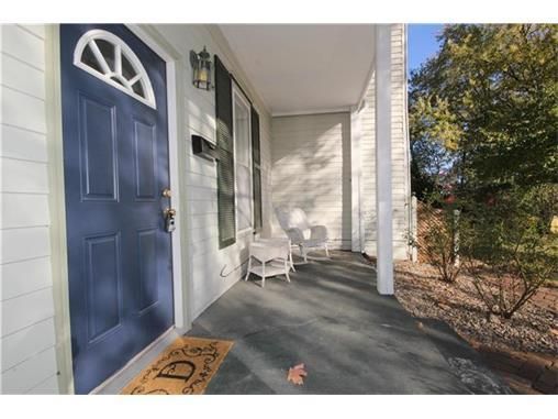 1319 Main St, St Joseph, MO 64501