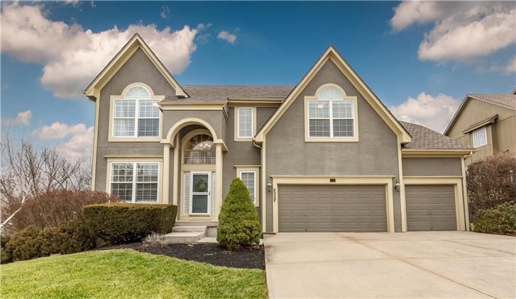 5002 W 155th Ter, Overland Park, KS 66224