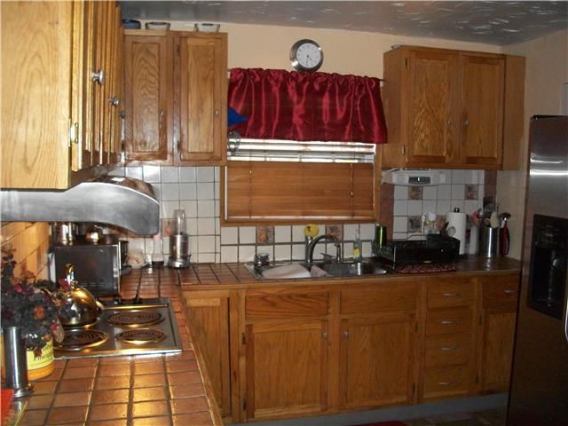 4214 E 63rd St, Kansas City, MO 64130