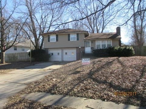10801 E 51st St, Kansas City, MO 64133