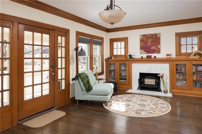 6330 Mcgee St, Kansas City, MO 64113
