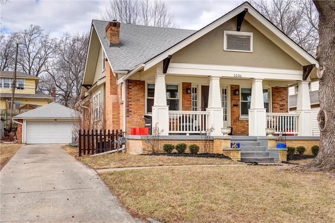 6330 Mcgee St, Kansas City, MO 64113