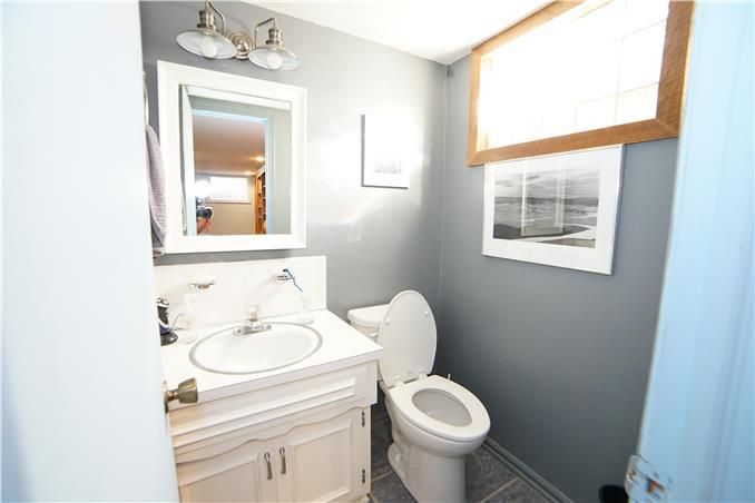 12109 E 62nd St, Kansas City, MO 64133