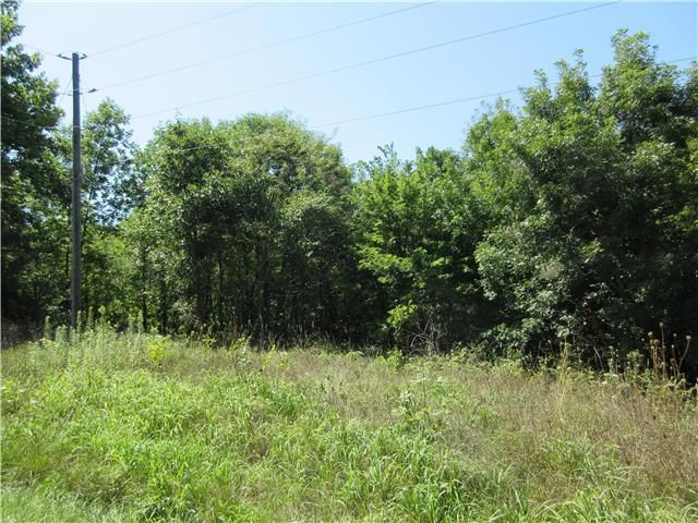 S M Hw, Odessa, MO 64076