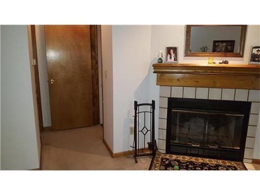 6440 Pflumm Rd, Shawnee, KS 66216