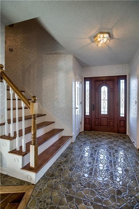 12303 W 99th Ter, Lenexa, KS 66215