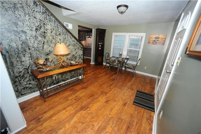 110 Mill St, Osawatomie, KS 66040