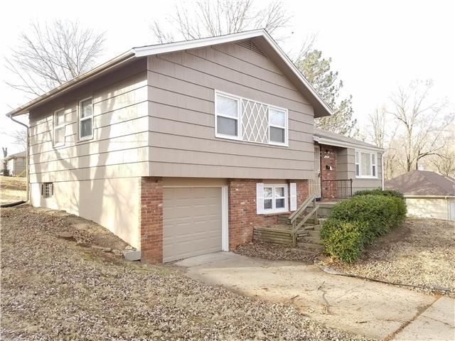 6313 E 101st Ter, Kansas City, MO 64134