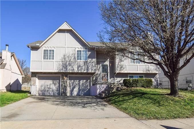 324 Walker Ave, Kansas City, KS 66101