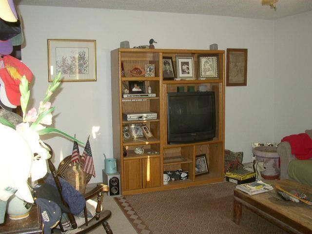 611 Mulberry St, Belton, MO 64012