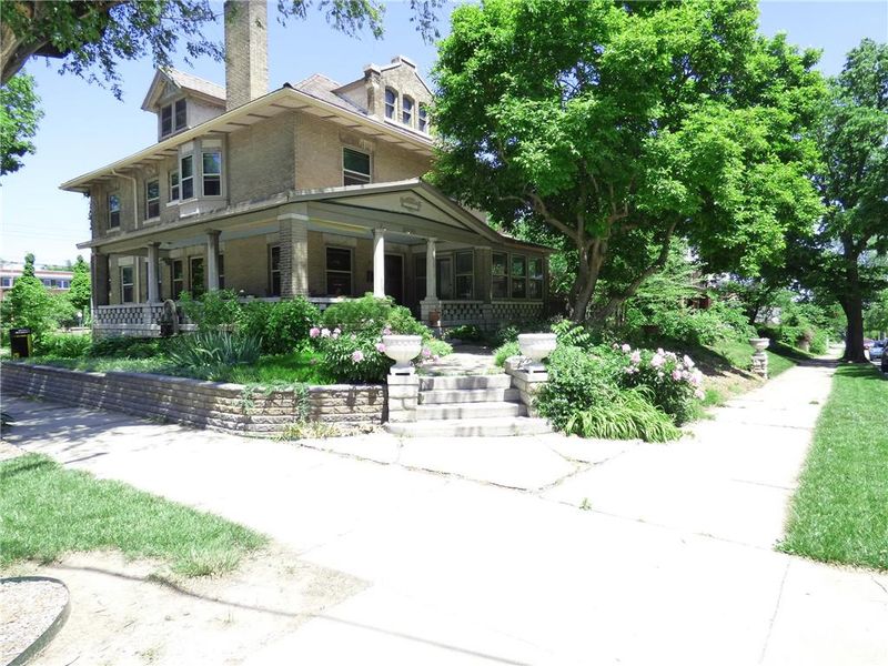 3000 E 6th St, Kansas City, MO 64124