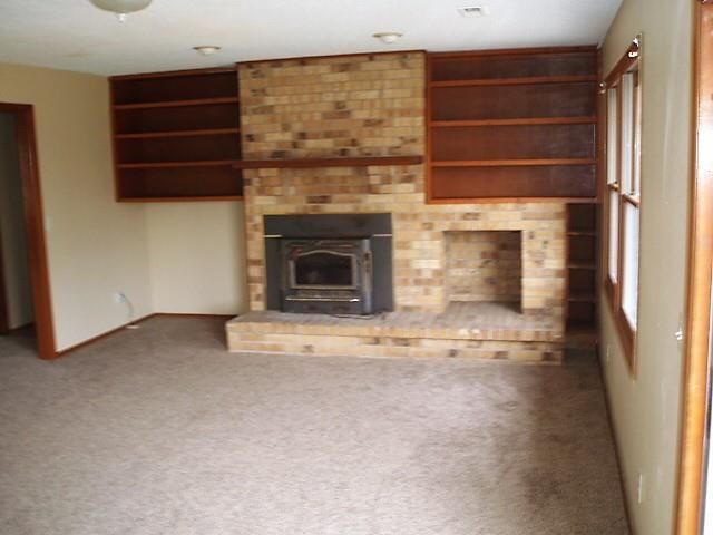 615 W Elm St, Scranton, KS 66537