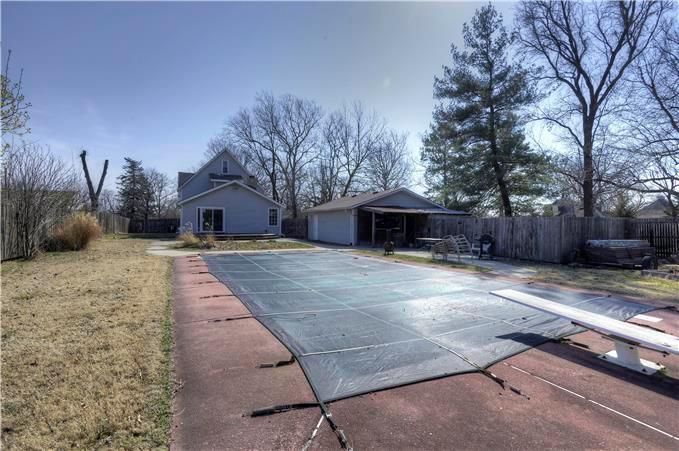 13404 Locust St, Kansas City, MO 64145