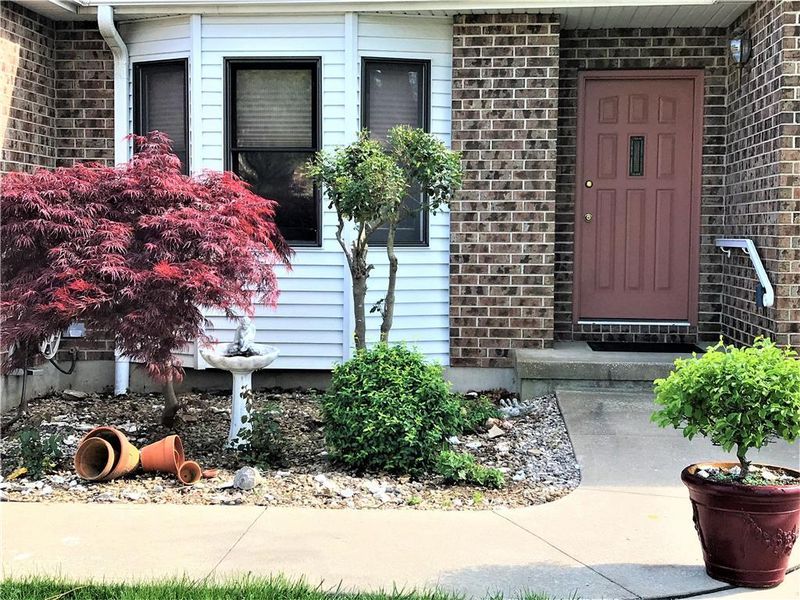 13117 E 53rd Ter, Kansas City, MO 64133