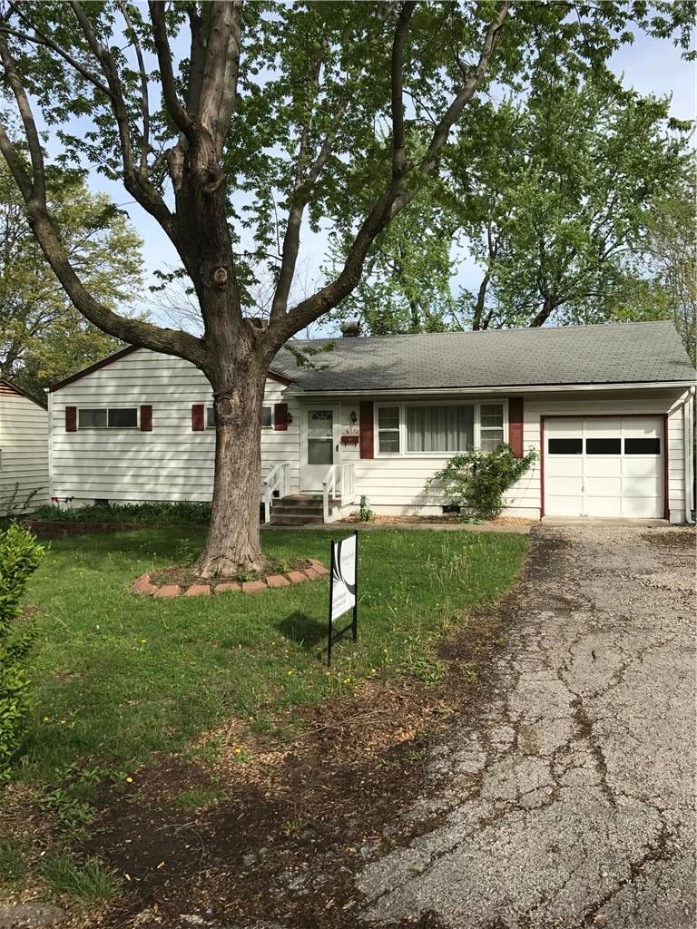 6110 E 149 St, Grandview, MO 64030