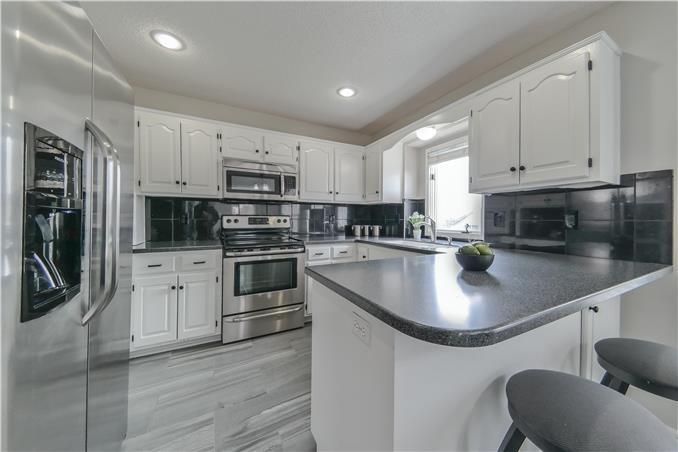 705 NE 95th St, Kansas City, MO 64155