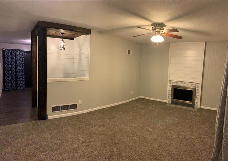 8746 N Mcgee St, Kansas City, MO 64155