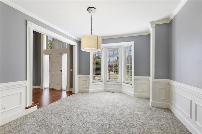 6008 W 142nd St, Overland Park, KS 66223