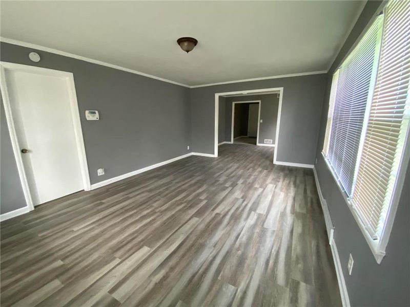 8719 E 77th Ter, Kansas City, MO 64138