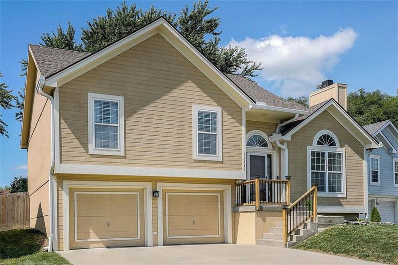 11316 N Walnut St, Kansas City, MO 64155