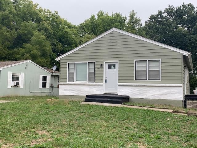 2408 E 79th St, Kansas City, MO 64132
