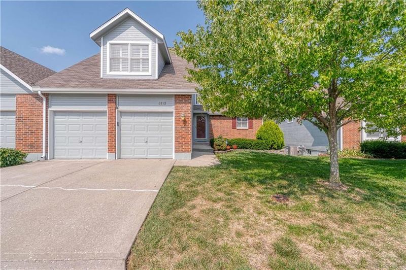 6812 W 156th Ter, Overland Park, KS 66223