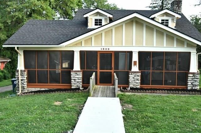 1809 E 73rd St, Kansas City, MO 64132